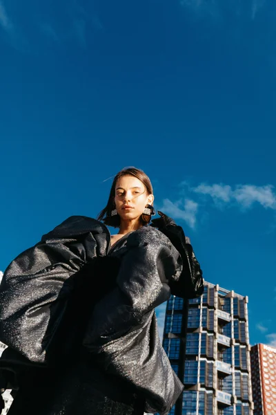 Look 12